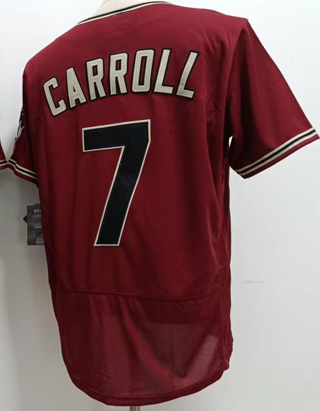 7 แครอลล์ เรด