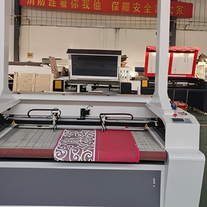 Máquina de Grabado y Corte Láser de <span class=keywords><strong>CO2</strong></span> de Bajo Costo Jinan de 60w/80w/100w/1600x1000 con Alimentación Automática CCD - Product Image 1