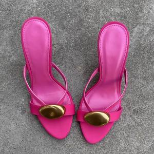 Plantilla de tacones altos Aumento de altura Moda de verano <span class=keywords><strong>Sap</strong></span> Botón circular Correa cruzada Sexy para uso al aire libre Primavera Invierno - Product Image 6