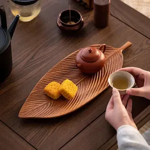 Creative Leaf Oval Walnut Dinner Plate Tableware Set Solid Wooden Fruit Meat Wood Serving Plates for Party