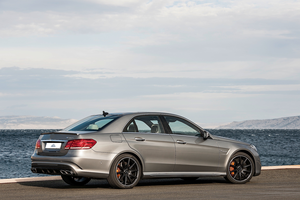 2009-16Y W212 Clase E a nuevo W213 2021Y E63 Kits de carrocería de coche Piezas de carrocería Sistema de accesorios de parachoques para <span class=keywords><strong>Mercedes</strong></span> E200 E300 E250 - Product Image 2