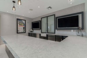 Tủ bếp treo tường màu tùy chỉnh với dịch vụ dài hạn-Căn hộ trung tâm đô thị - Product Image 5