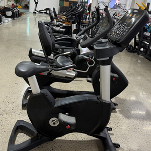 Bicicleta de Ejercicio Magnética Horizontal Comercial para Fitness Aeróbico, Modelo P1005, Capacidad de 200 kg, Tipo con Respaldo para Interiores - Product Image 4