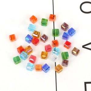 Huiyuan pha lê nhà máy bán buôn 2/4/6/8 vuông pha lê hạt Đối với trang sức trang trí pha lê hạt thủy tinh - Product Image 4