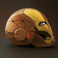 Casco Deformable Inteligente de la Vida Real con Auriculares Integrados, Control por Voz y Apertura y Cierre de Máscara