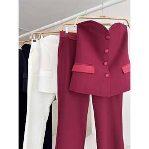 Conjunto de Traje de Satén para Mujer Sobe, Color Borgoña, Dos Piezas, Blazer y Pantalones, Ropa Formal 10024 - Product Image 2