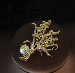 ZHENXUN Broche de Espigas de Trigo Doradas de Alta Gama para Mujer, Elegante y con Perlas, Diseño Exclusivo, Pin de Moda para Trajes y Accesorios - Product Image 4
