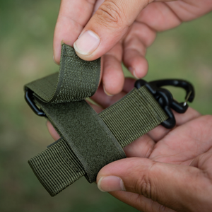 Boucle de suspension multifonctionnelle pour gants tactiques, crochet de rangement pour gants, pour éventail, <span class=keywords><strong>corde</strong></span> d'escalade, camping et activités de plein air - Product Image 4