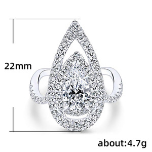 Anello da Donna F511 in Argento con Diamante Taglio a Pera, Diamante Sintetico Coltivato in Laboratorio, Gioiello da Matrimonio, Colore G, Pietra Principale e Pietre Laterali - Product Image 5