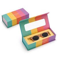 Emballage magnétique à charnière avec revêtement UV et bronzage, impression quadricolore pour lunettes de soleil, doublure en mousse rigide et logo personnalisé