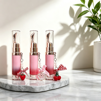 Huile repulpante hydratante OEM en gros avec applicateur métallique rafraîchissant, saveur fruitée, huile magique pour les lèvres, maquillage végétalien, gloss teinté