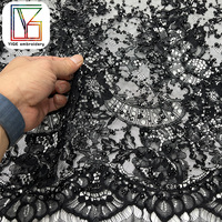 Tissu de dentelle à paillettes de luxe en dentelle française noire de haute couture pour robe de mariée