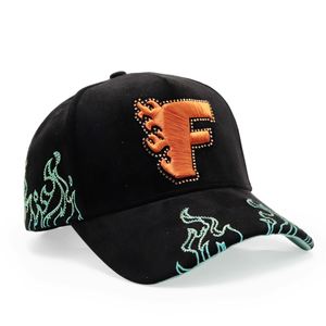 Gorras de Béisbol Personalizadas de 5 Paneles con Bordado de Alta Calidad y Pedrería - Product Image 1