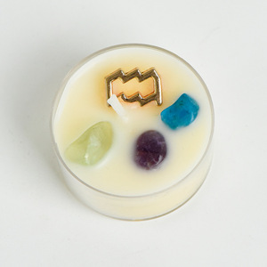<span class=keywords><strong>Bougie</strong></span> parfumée en cire de soja avec pierre de cristal de fleurs séchées personnalisée en gros, <span class=keywords><strong>bougie</strong></span> parfumée artisanale de luxe légère, cadeau pour Noël - Product Image 4