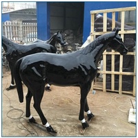 Statue d'animal en résine de décoration de jardin extérieure personnalisée, statue de cheval noir en résine de taille réelle, sculpture en fibre de verre à vendre
