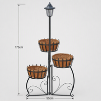 Support de plante solaire à 3 niveaux avec paniers en fibre de coco, cadre en fer recourbé, revêtement en poudre, décoration quotidienne pour jardin, patio, cour
