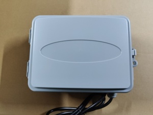 Hệ thống tưới cảnh quan sân cỏ 11 trạm với bộ điều khiển tưới nhựa - Product Image 3