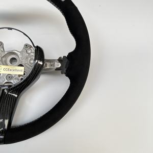 Ccexcellent พวงมาลัยพร้อมหนัง Alcantara และไฟ LED สำหรับ M2M3M4 BMW พร้อมแผ่นคาร์บอนไฟเบอร์ปรับแต่งรูปร่างและสีได้ตามต้องการ - Product Image 3