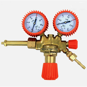 Régulateur d'oxygène européen W24.32 tout en cuivre avec manomètres pour le dioxyde de carbone, l'argon, l'azote, l'acétylène et le propane. - Product Image 3
