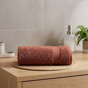 Toalla de baño de algodón tejida con logotipo personalizado, 300-800 GSM, suave y lujosa, textil para hoteles y spas, para hostelería premium y uso de huéspedes. - Product Image 5
