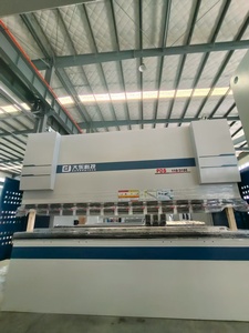 PDS110/<b>3100</b> Press Single Hydraulic Bending Machine for Metal Sheet 110T 3100mm - Product Image 3