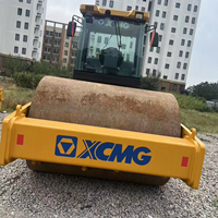 مدحلة طرق XCMG XS223J مستعملة، مدحلة اهتزازية أحادية الأسطوانة بوزن 22 طن لبناء الطرق، ذات كفاءة عمل منخفضة