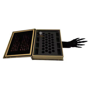 Boîte de rangement portable noire personnalisée pour jeux de rôle (<span class=keywords><strong>DND</strong></span>) avec étui à dés en carton doré pour 7 dés polyédriques creux - Product Image 2
