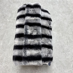 Alfombra Personalizada de Piel de Conejo y Zorro - Product Image 4