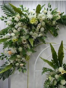 Nouvelle guirlande de fleurs artificielles en soie pour mariage, style forêt, pour décoration d'allée, fleurs suspendues, embellissements de toile de fond, accents décoratifs - Product Image 4