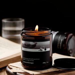 Vela Aromática de Lujo Personalizada de 7oz, Cera de Soya Premium Negra, Aroma Natural, Hecha a Mano, en Frasco de Vidrio, Larga Duración, para Navidad - Product Image 2