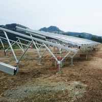 Système de montage au sol pour panneaux solaires en aluminium facile à installer, structure de montage photovoltaïque au sol