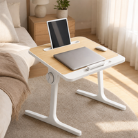 Tablette de lit inclinable ergonomique, table d'appoint réglable pour ordinateur portable avec fente pour tablette et verrou rotatif pour la maison, le bureau, le lit et le canapé