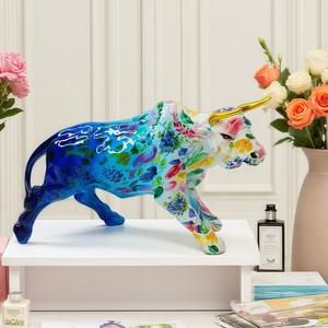 Figura Decorativa de Vaca con Cuernos Dorados, Esculpida en Resina Epoxi, Estilo Artístico, Lujoso y Creativo, para Sala de Estar, Mueble de TV, Escritorio, Regalo - Product Image 1