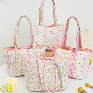 Bolsa de Mano Tipo Tote con Lazo de Algodón, Nueva, al por Mayor, Linda Bolsa de Hombro Acolchada con Flores para Viajes y Compras, Regalo para Mamás - Product Image 2