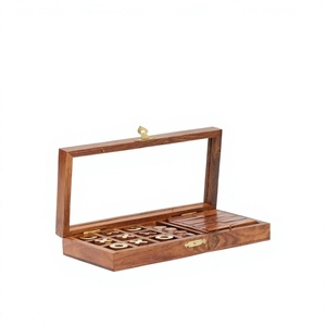 Juego de Tres en Raya de Madera con Acabado Natural y Dados, Exhibición Transparente Personalizada, Juego de Interior para Niños, Precio al por Mayor - Product Image 1