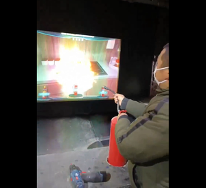 Jeu de simulation d'incendie interactif à réalité augmentée (RA) avec projection et détection de mouvement pour parcs d'attractions - Product Image 5