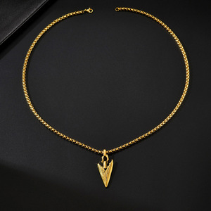 Collier pendentif flèche personnalisé vintage en acier inoxydable plaqué or et argent pour homme, bijou de mode, cadeau - Product Image 4