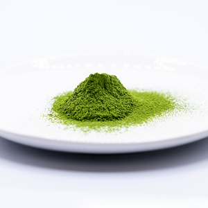 Sachet de 1 kg de poudre de matcha de qualité cérémonielle Kyo du Japon pour les cérémonies du thé de niveau débutant - Product Image 1