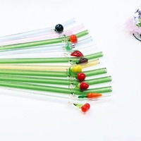 Pailles à boire en verre borosilicate faites à la main avec pendentifs en verre soufflé en forme de champignons, fruits et légumes, réutilisables et courbées