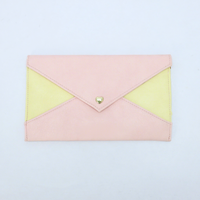 Portefeuille long en PU de style luxueux pour femme, avec bouton en forme de cœur doré et logo