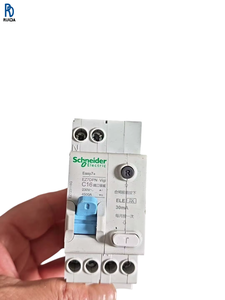 EZ7 LS8 Residual Current Circuit Breaker 1P C16A Overload Leakage Electrical Safety Device - Product Image 1
