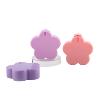 Flacon pulvérisateur de parfum rechargeable en PP de type carte, 50 ml, rose, violet, orange, en forme de fleur de prunier, pour répulsif anti-moustiques et désinfectant pour les mains