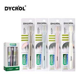 Cepillo de dientes Dycrol Premium con cerdas suaves y mango de cerámica para adultos, cuidado bucal manual 3503 - Product Image 1
