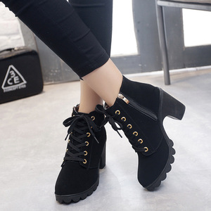 Commercio all'ingrosso di <span class=keywords><strong>stivali</strong></span> corti da <span class=keywords><strong>donna</strong></span> spessi tacchi alti di grandi dimensioni <span class=keywords><strong>42</strong></span> scarpe per l'autunno 2024 - Product Image 1