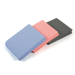 Tapete de Yoga Plegable Portátil, Ecológico, Ligero, Flexible, Antideslizante, Duradero, Suave y Lavable, de TPE - Product Image 3