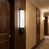 Signalisation de chambre d'hôtel moderne en acrylique illuminée EZD, compatible avec le système de sonnette intelligente pour les projets hôteliers, plaque de porte d'hôtel