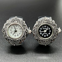 Mini montre à doigt vintage antique en bronze et argent, accessoires steampunk pour cosplay, cadeau de fête d'Halloween, hip-hop gothique