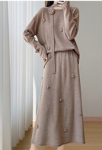 Женский повседневный весенний модный вязаный костюм-двойка больших размеров: однотонный свободный пуловер с V-образным вырезом и длинными рукавами, брюки - Product Image 2