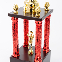 Trophée de champion de basket-ball en plastique personnalisé avec base en bois pour les tournois de compétition SZ25