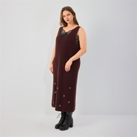 Robe Midi Décontractée Sans Manches en Maille Côtelée Bordeaux Grande Taille pour Femme, Respirante avec Poches, Coupe Droite, Idéale pour les Courbes – Collection Automne